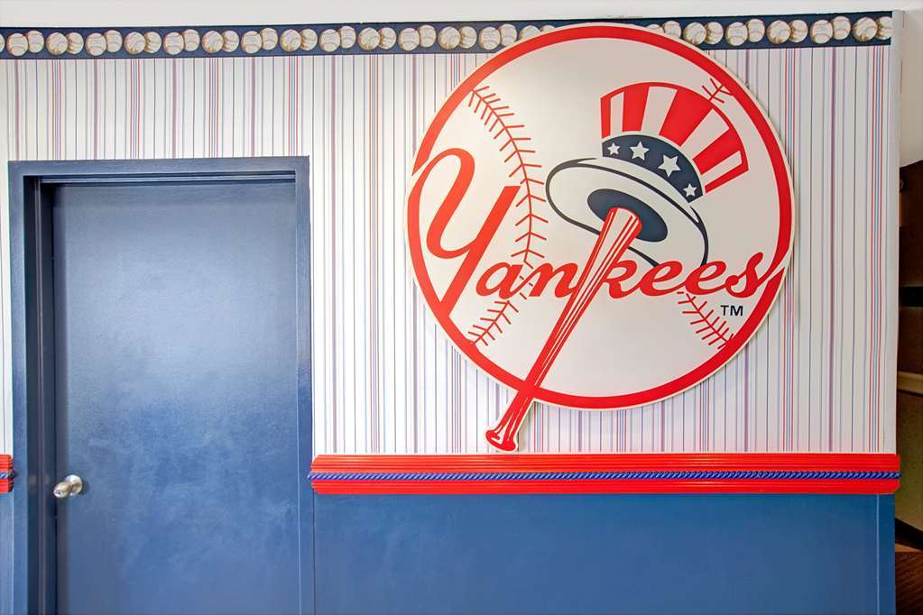 Cabana Hotel Yankee Stadium Нью-Йорк Интерьер фото